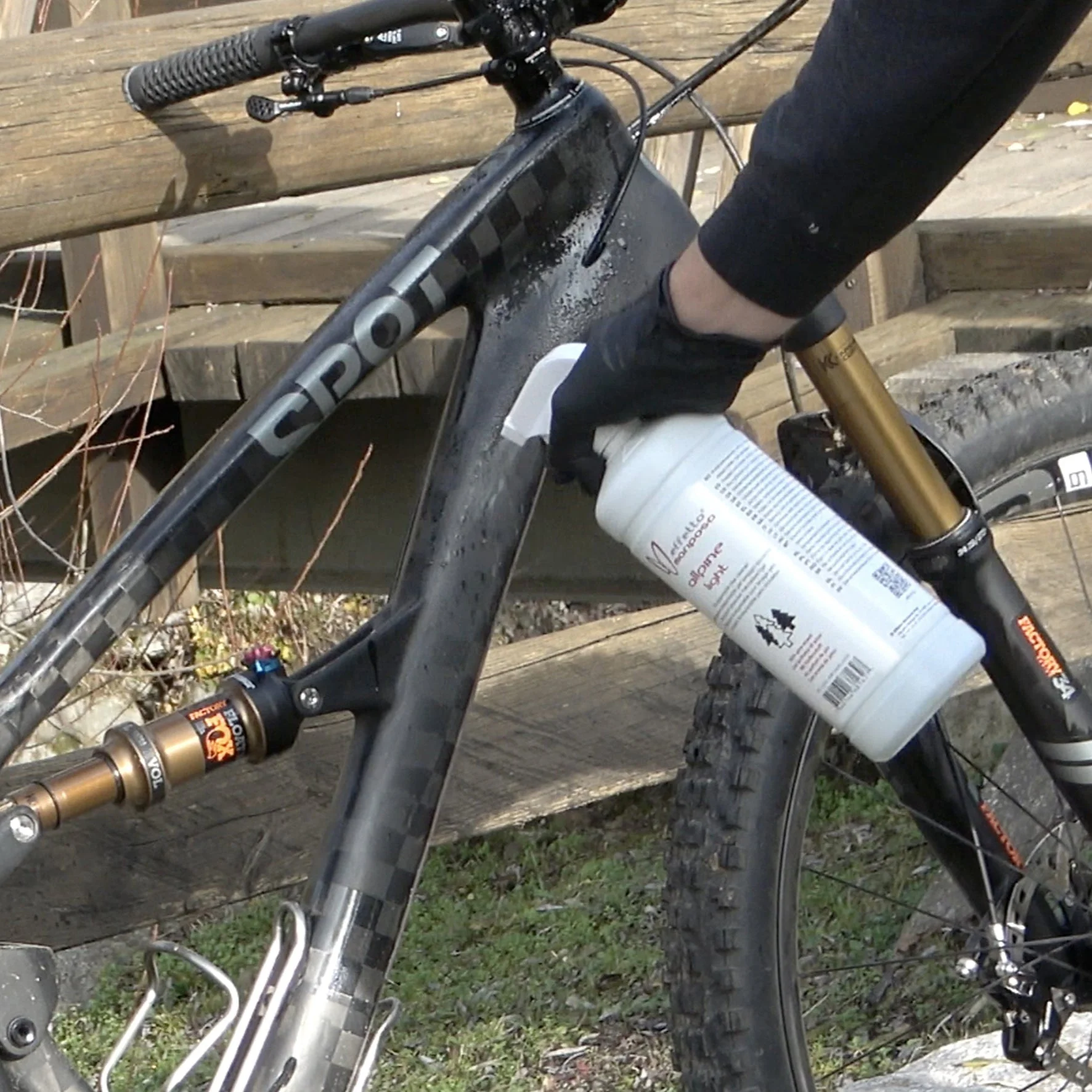 Allpine Light - Biodegradable Bicycle Cleaner - Image 3