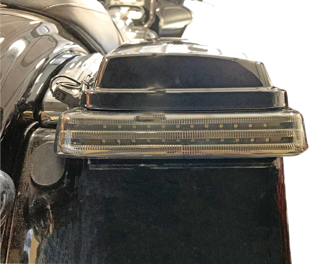Custom Dynamics Saddlebag LED Lights - Sequential - Black/Smoke PB-SBSEQ-HD-BS - Image 2