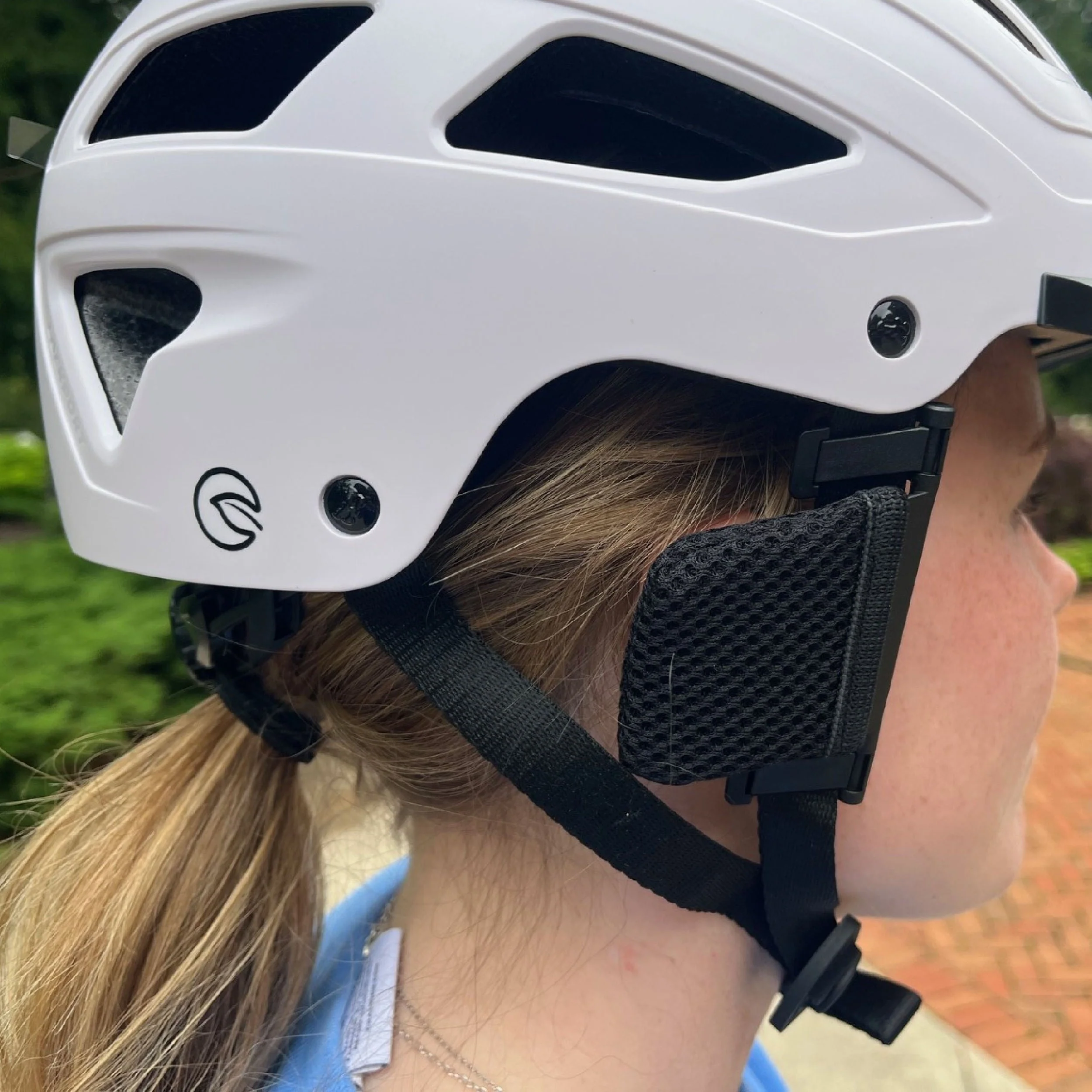BiKASE Hear Clear Wind Deflectors & Noise Reducers for Bike Riding - Image 4