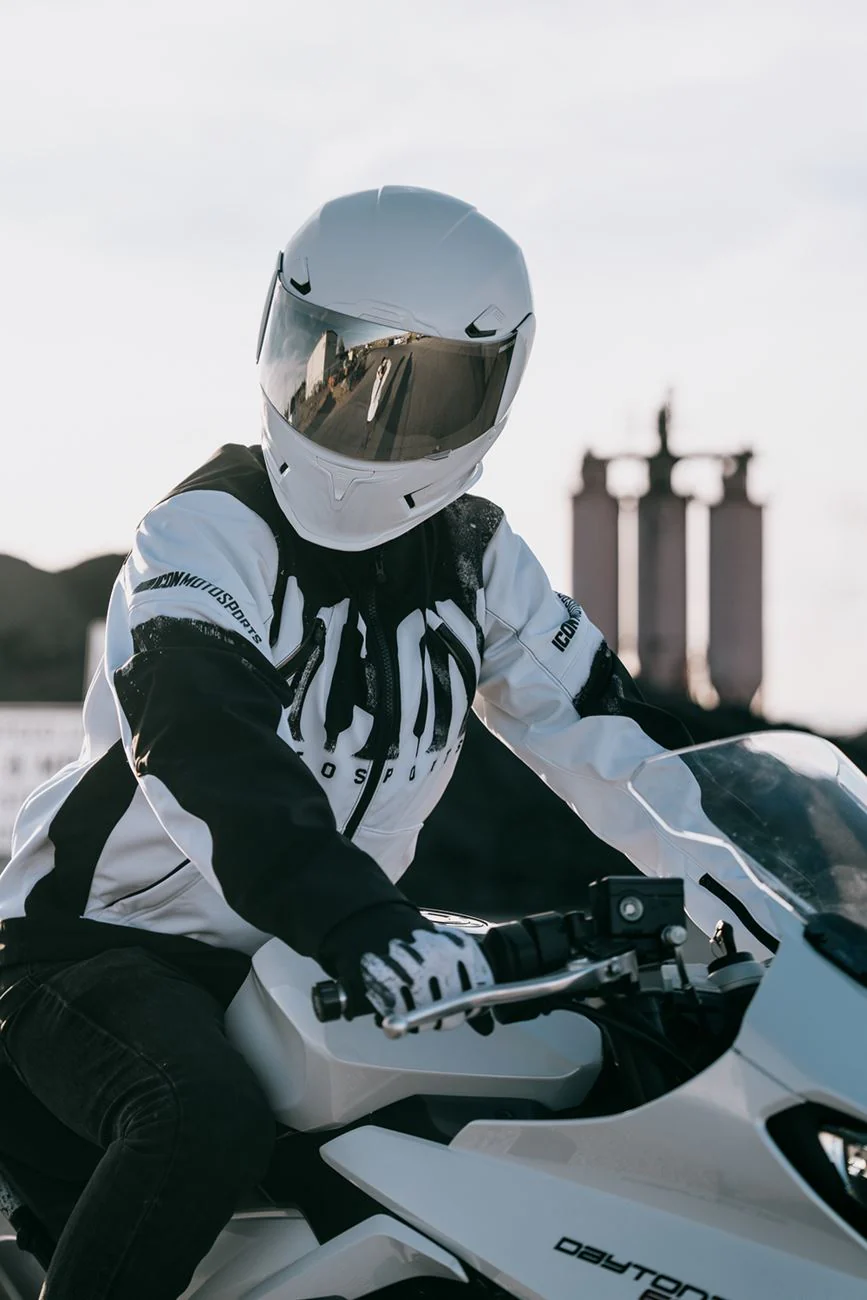 ICON Airframe Pro™ Helmet - Solid - Image 10