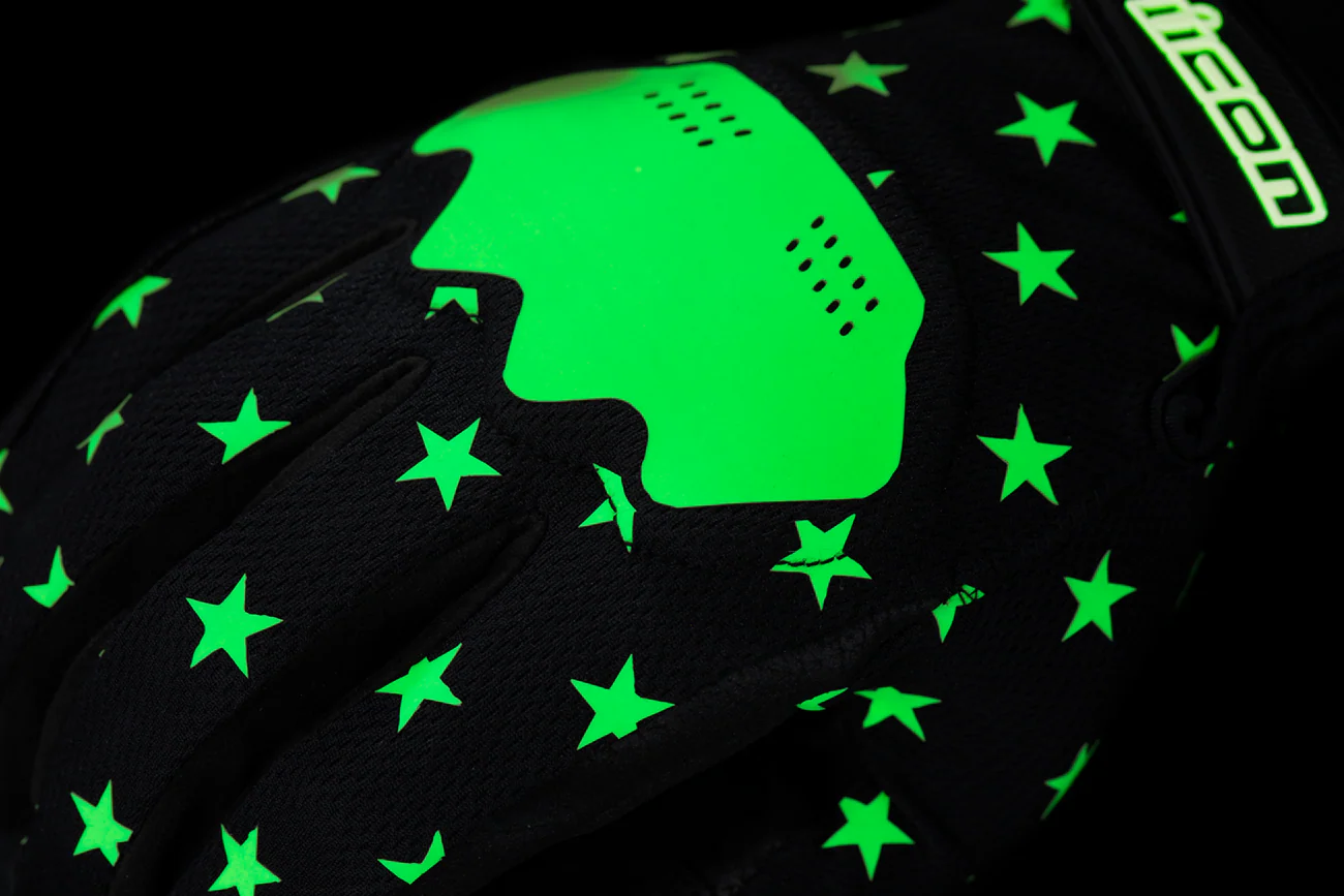 ICON Hooligan™ Old Glory Gloves - Glow - Medium 3301-4693 - Image 3