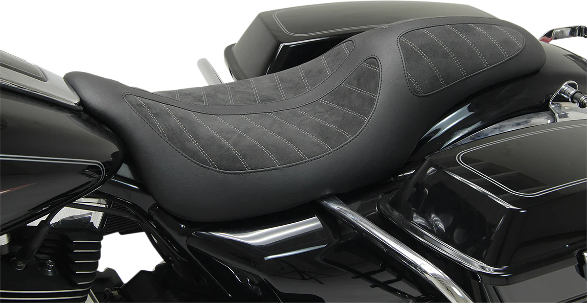 MUSTANG Kodlin Solo Seat - Black - FL 76292