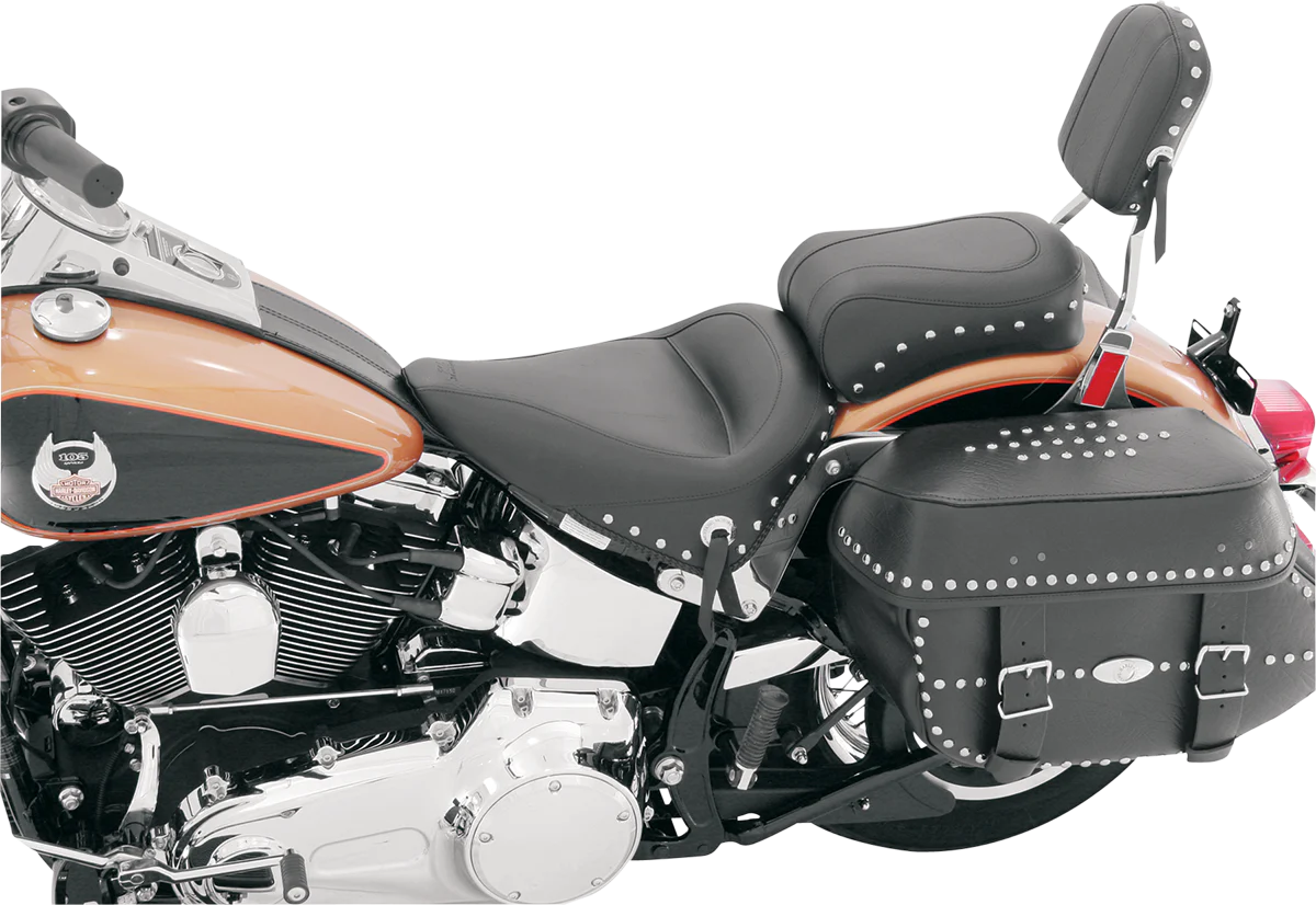 MUSTANG Rear Seat - Studded - FLST '00-'17 76175