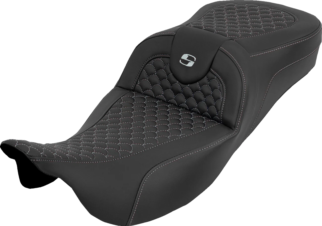 SADDLEMEN Extended Reach RoadSofa™ Seat - Dragon Scale - w/o Backrest - Silver Stitch - FLH/FLT '08-'25 808-07B-20905