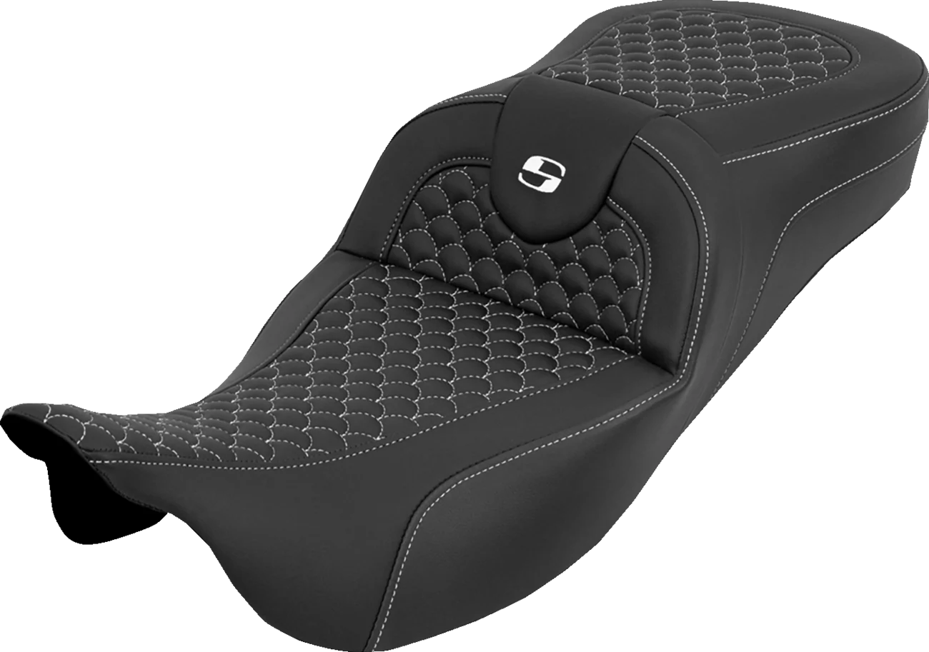 SADDLEMEN Extended Reach RoadSofa™ Seat - Dragon Scale - w/o Backrest - White Stitch - FLH/FLT '08-'25 808-07B-20906
