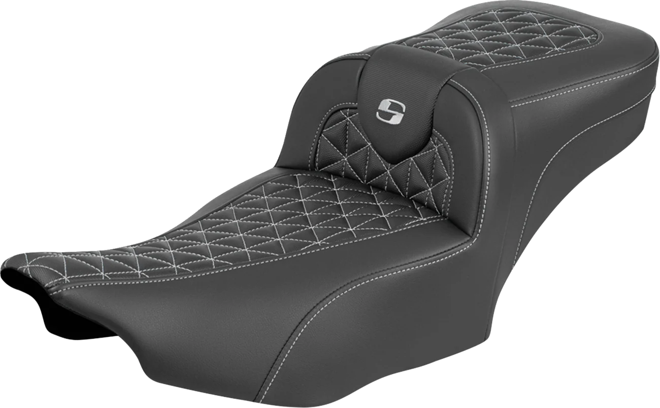 SADDLEMEN Roadsofa™ Extended Reach Seat - without Backrest - Silver Stitch - FLH/FLT '23-'25 823-07-21105