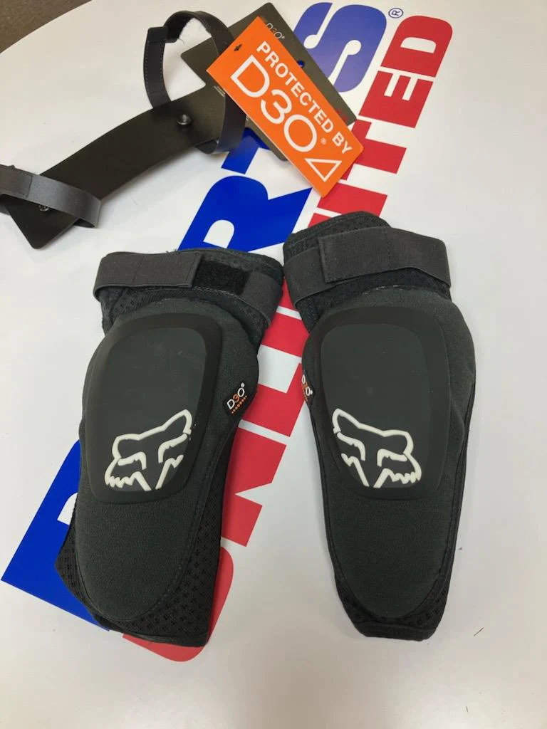 Slightly Used Fox Racing Launch Pro Elbow Guards Black MD - Image 8