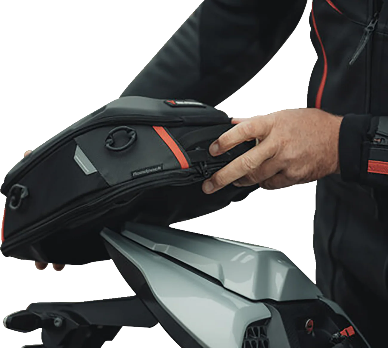 SW-MOTECH PRO Roadpack Tail Bag - 8 to 14 Liter - Black/Anthracite BC.HTA.00.307.30000 - Image 4