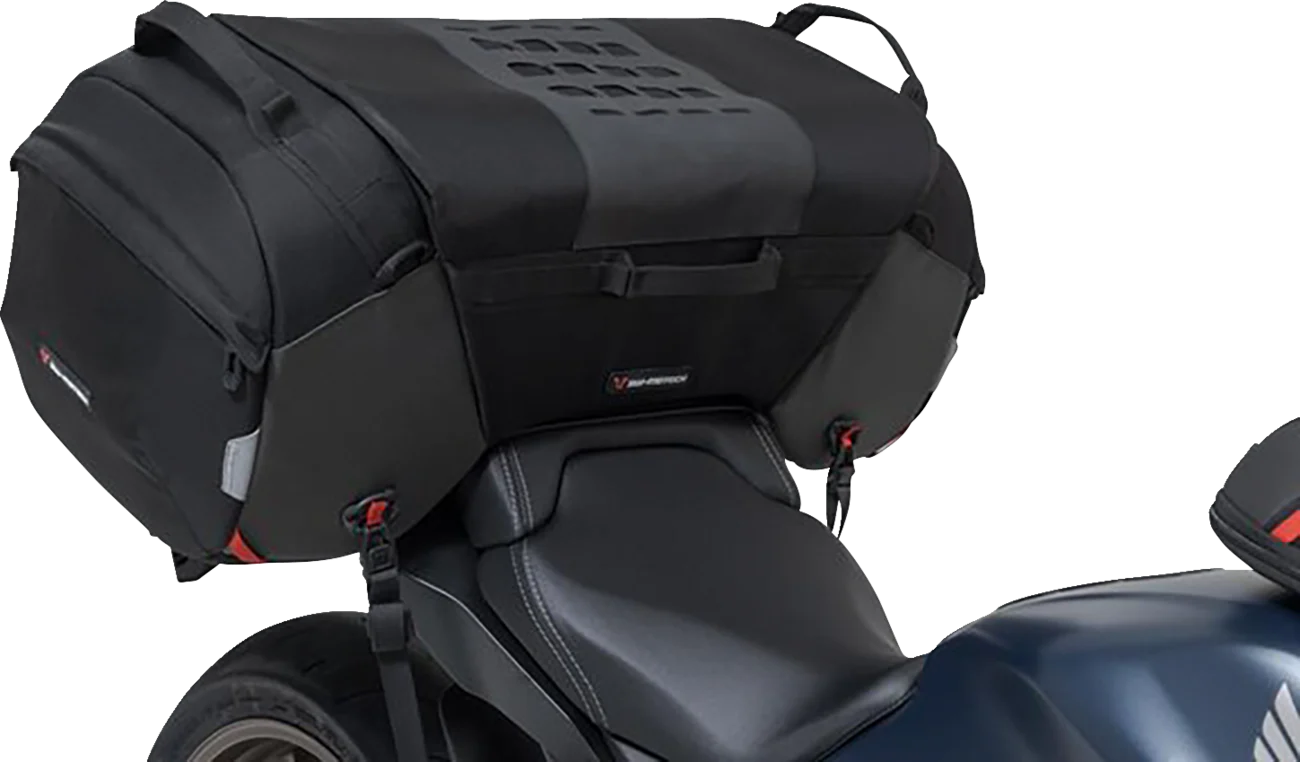 SW-MOTECH PRO Travelbag Tail Bag - 65 Liter - Black/Anthracite BC.HTA.00.301.30000 - Image 2