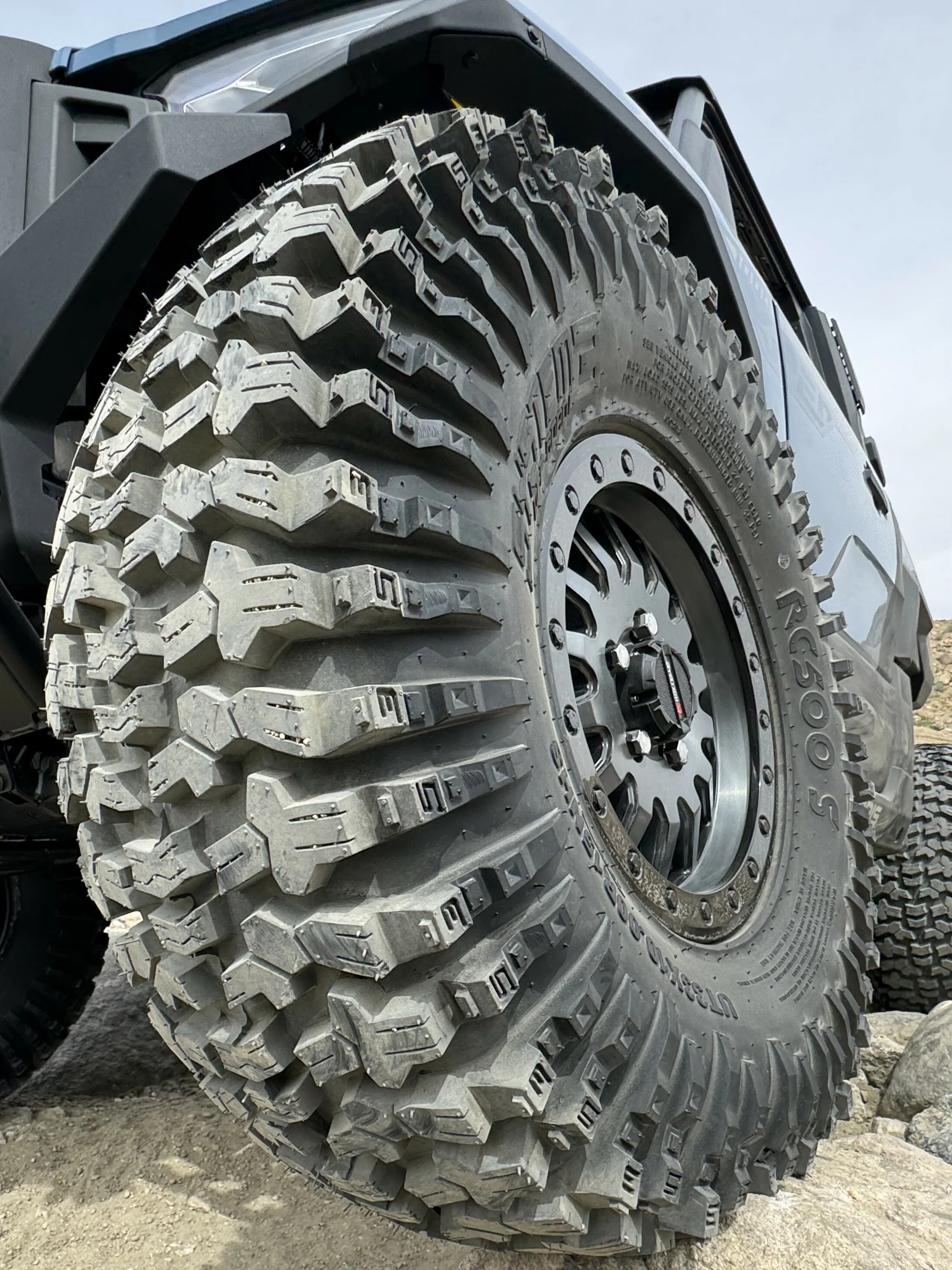 Tire Rc500 32x10r14 - Image 8