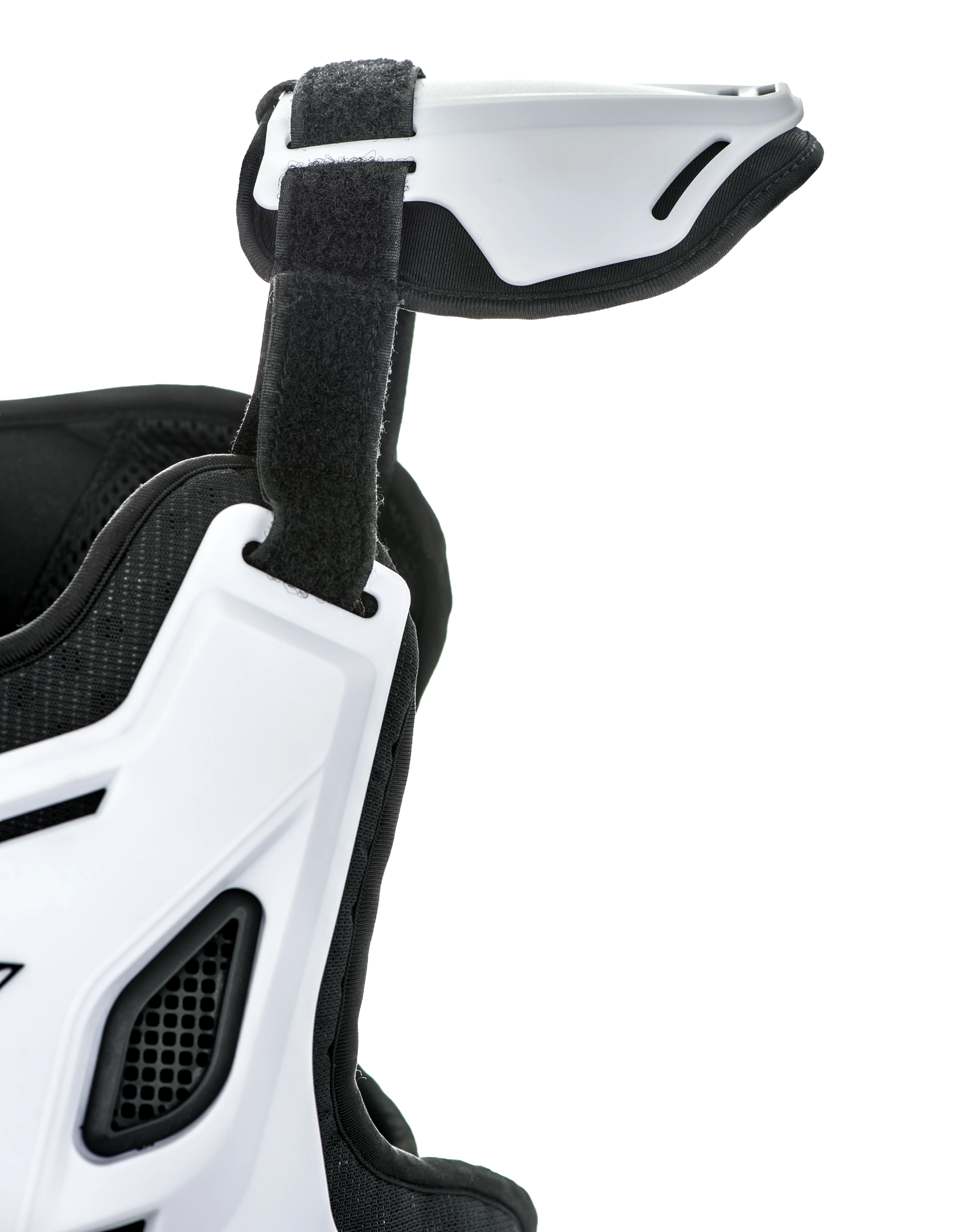 Youth Ce Revel Roost Guard White - Image 4